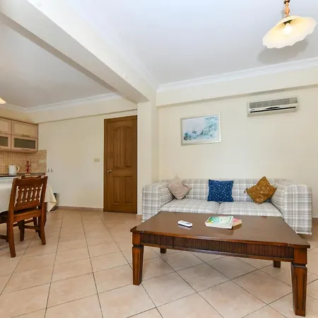 Perdikia - 4 Bedroom Holiday For Rent In * أولدينيس