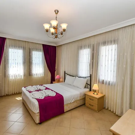 Perdikia - 4 Bedroom Holiday For Rent In فيلة